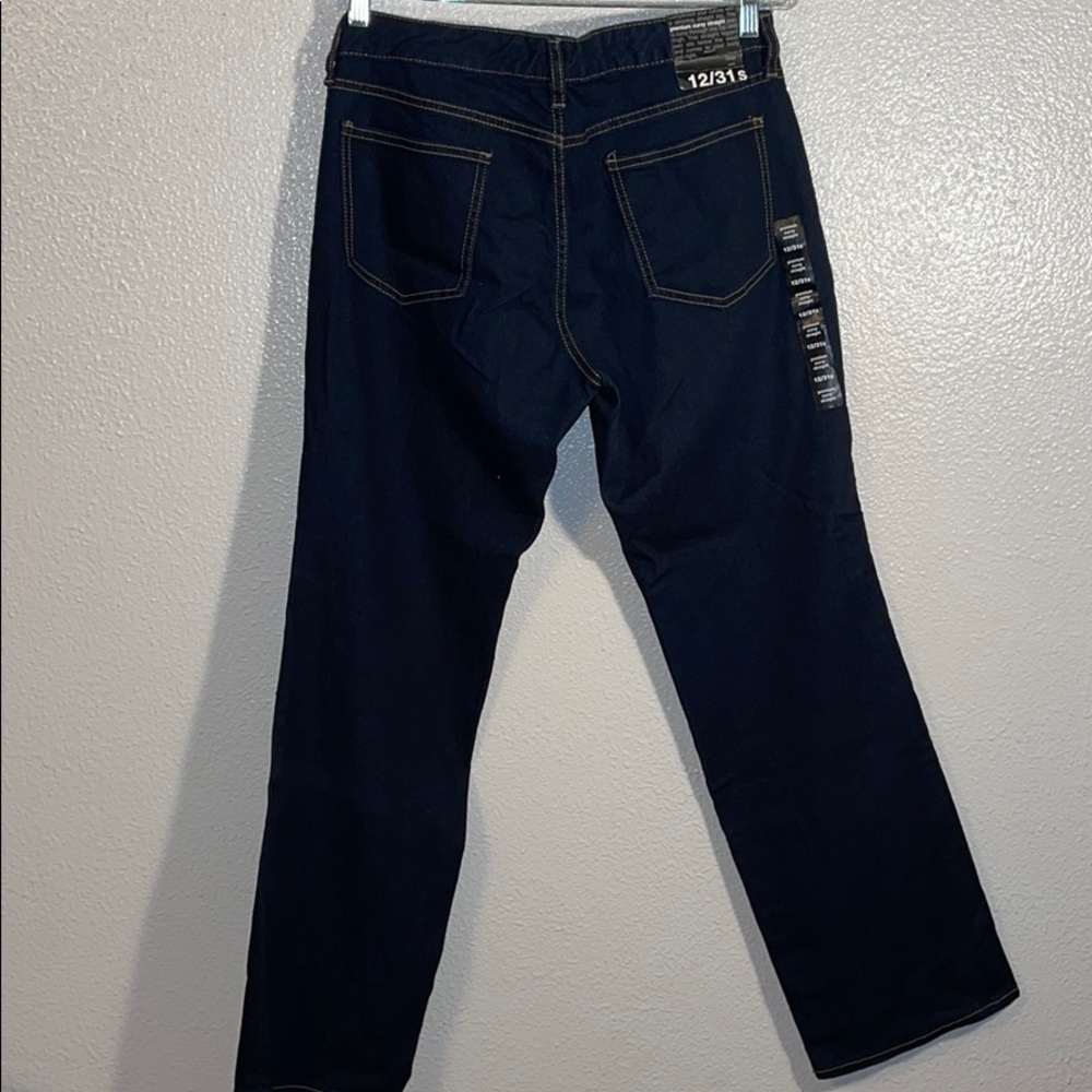 Premium Curvy Straight GAP Denim - Picture 2 of 5